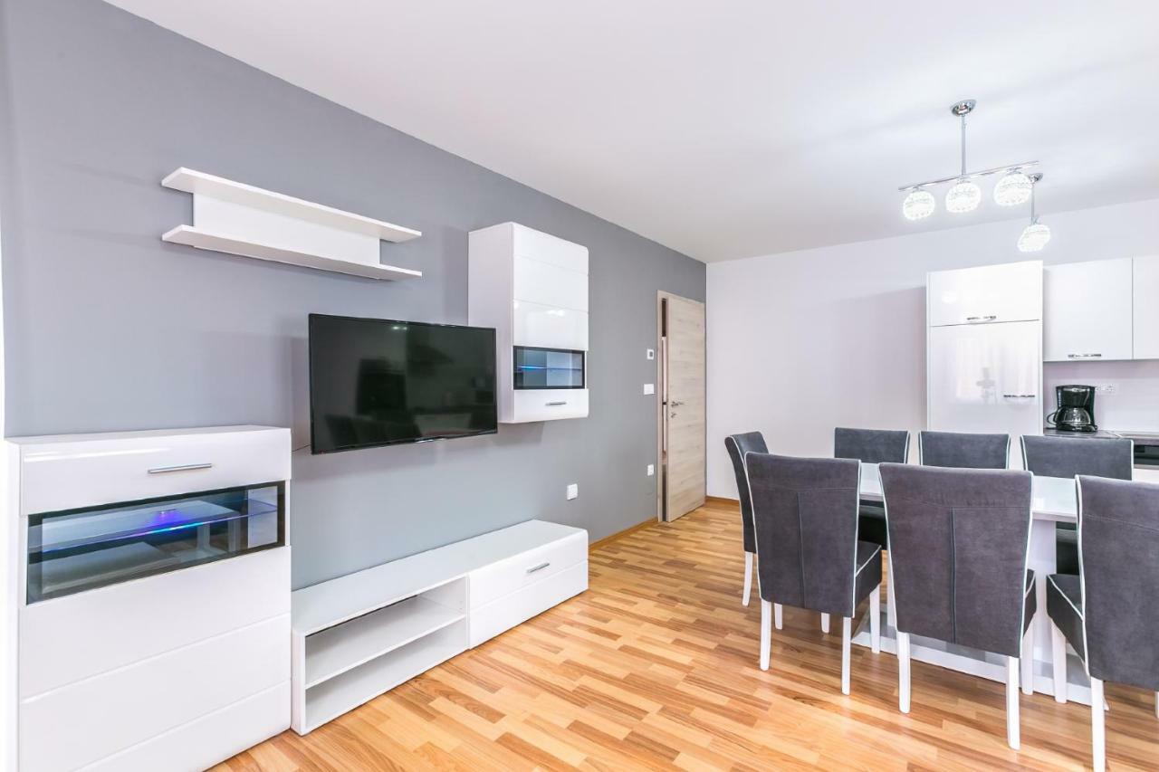 Dragan K2 Hotel Medulin Ngoại thất bức ảnh