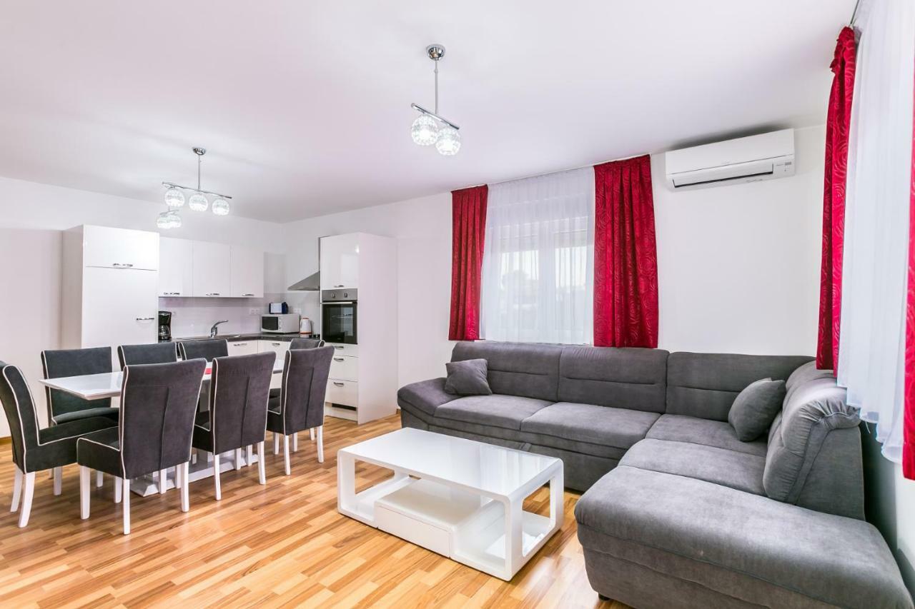 Dragan K2 Hotel Medulin Ngoại thất bức ảnh